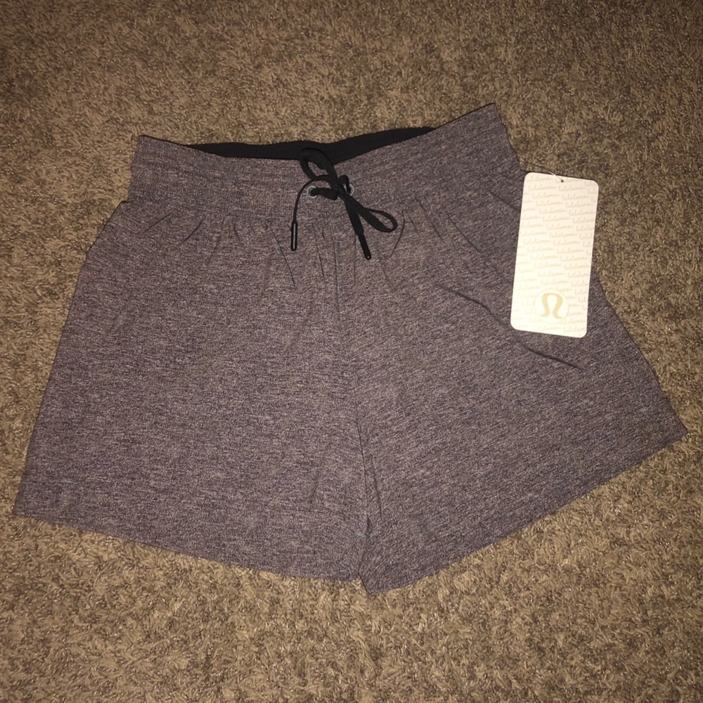 Lululemon Spring Break Away Short